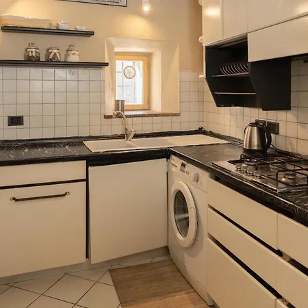 La Nicchia Apartment *